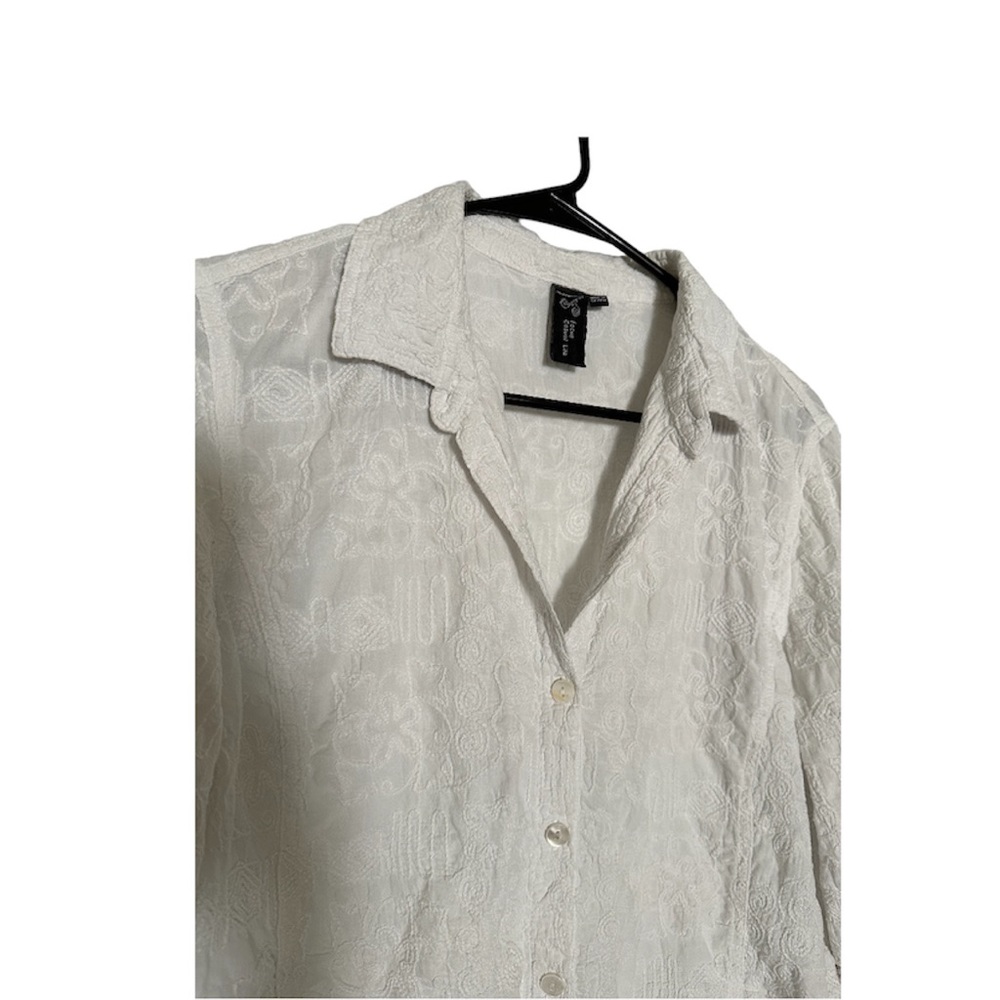 Focus Casual Life Womens White Embroidered Lace Paisley Textured Button Up Shirt - Picture 3 of 4